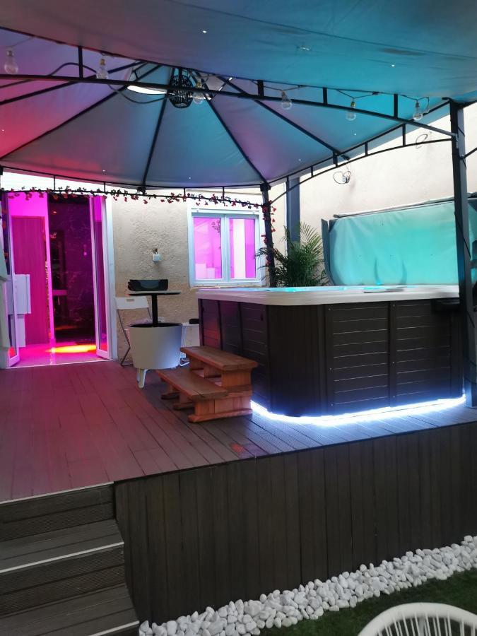 شقة Lyon Superbe Jacuzzi Vue Sur Jardin فيليوربان المظهر الخارجي الصورة